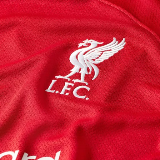 Liverpool mez felső felnőtt SZOBOSZLAI 8 2023/24