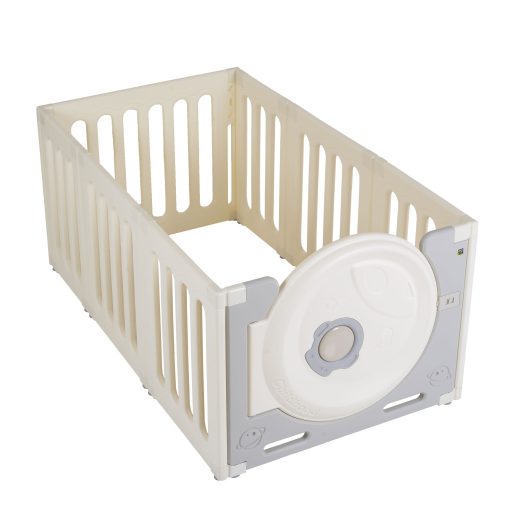 MONI Garden Moni cubby land óriás kerítés, karám játszószőnyeggel és 50 db színes labdával