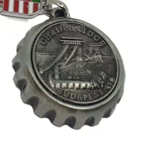 Magyarország kulcstartó sörnyitós kupakos