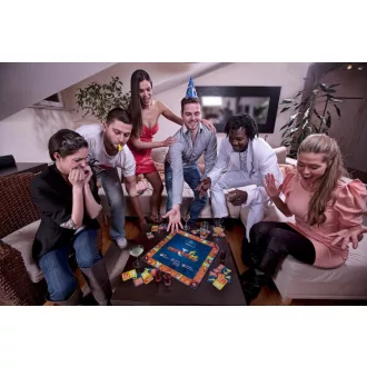 Drinkopoly: A teljes homály társasjáték