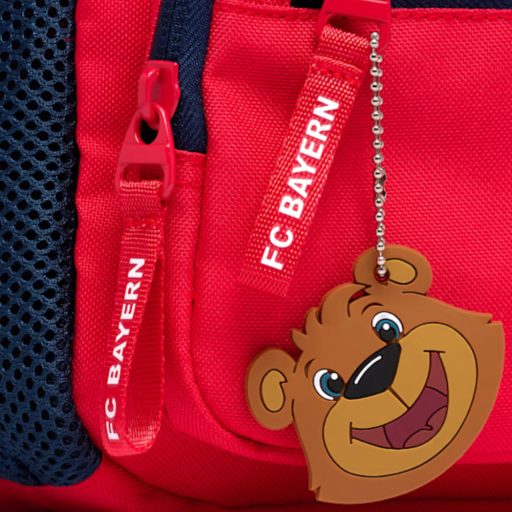 Bayern München hátizsák, iskolatáska kicsi címeres