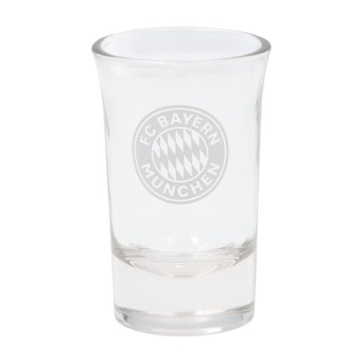 Bayern München felestartó pad, feles poharakkal