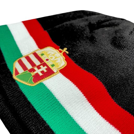 Magyarország sapka kötött fekete trikolor címeres