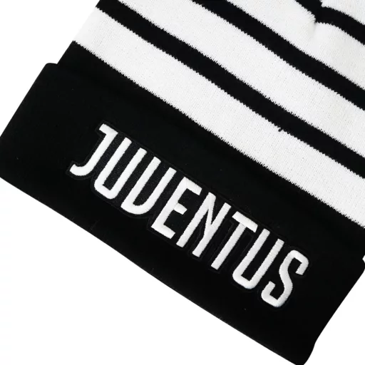 Juventus sapka kötött bicolor