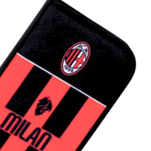 Milan tolltartó töltött egy zippes