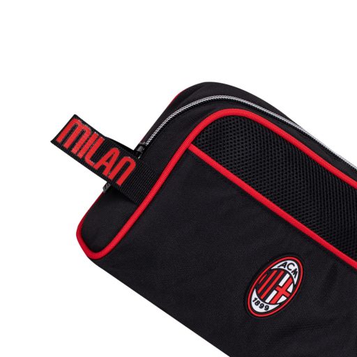 Milan neszeszer címeres