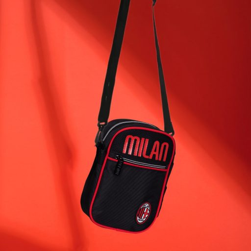 Milan oldaltáska közepes Crest