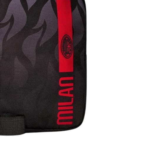 Milan oldaltáska közepes Kompakt