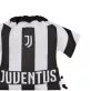Juventus tornazsák mez alakú