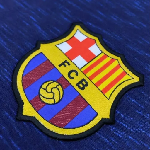 Barcelona pulóver kapucnis zippes felnőtt