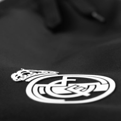 Real Madrid melegítő garnitúra felnőtt Black Elite