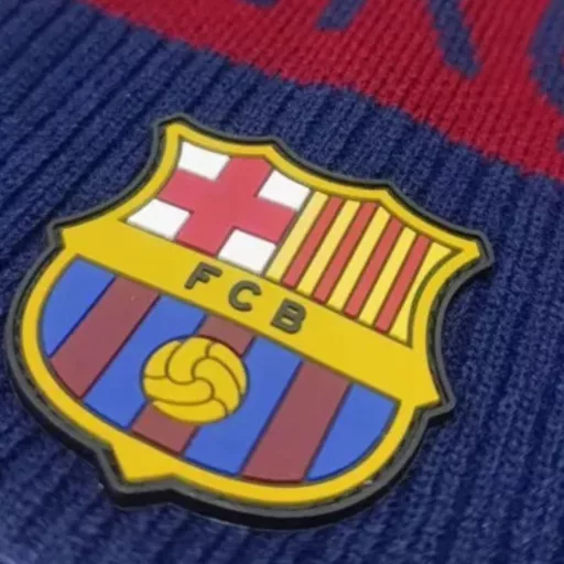 Barcelona sapka kötött felnőtt BARCA