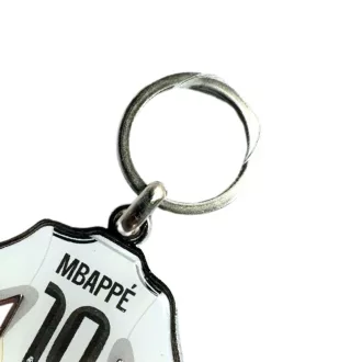 Real Madrid kulcstartó Mbappé 2025