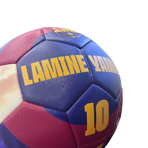 Barcelona labda LAMINE YAMAL 5-ös