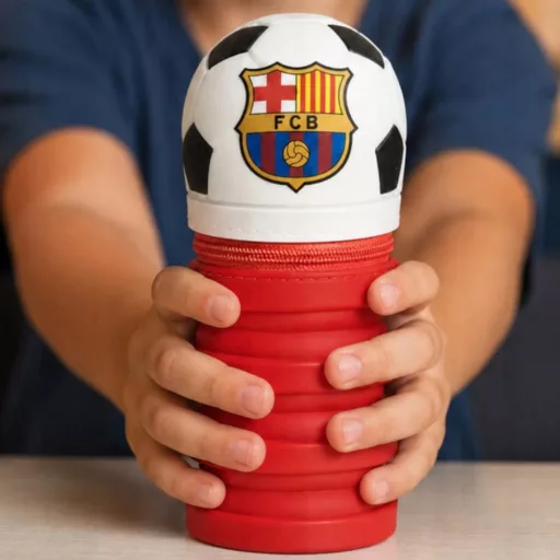 Barcelona tolltartó összenyomható focilabdás piros