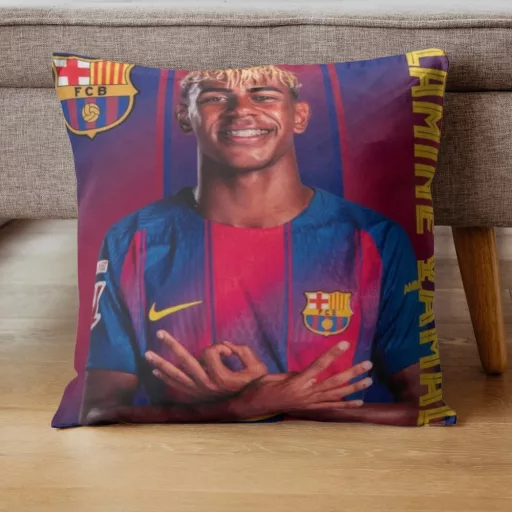 Barcelona párna Lamine Yamal