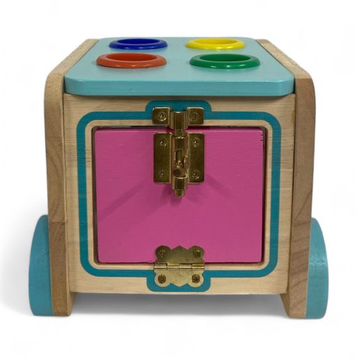 Fa ügyességi busz formaberakós játék, 30x21 cm méretben.