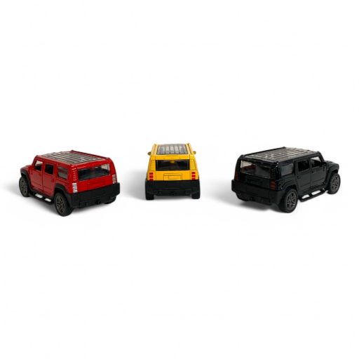 Hátrahúzós, ajtónyitós fém Jeep Hummer játékautó.